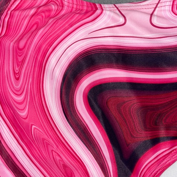 Abstract fluid pattern halter one piece swimsuit - Picture 3 of 4